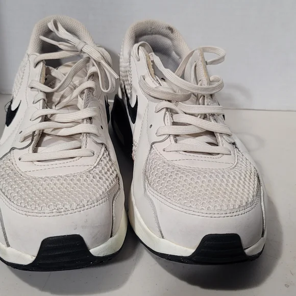 Nike Women’s Air Max Sneaker in Cream with Rose Gold and Black Accents - Picture 3 of 5